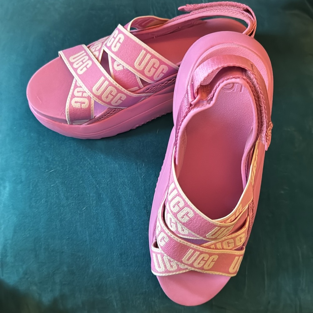 Ugg La Cloud Sandals - image 3